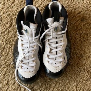 Nike Air Foamposite one size 9.5 Used